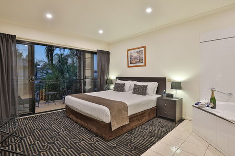 Aquarius Apartments - Accommodation Perth 2