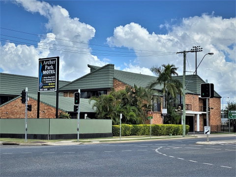 Archer Park Motel - Accommodation Perth 1