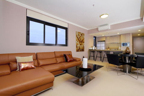 Australia Towers - Accommodation Perth 1