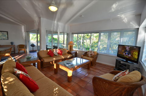 Balboa Apartments - Accommodation Perth 2