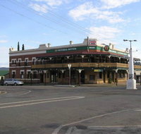 Bank Hotel - Accommodation Perth