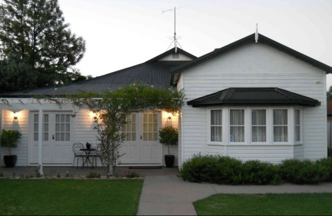 BJs Short Stay Apartments - Accommodation Perth 1