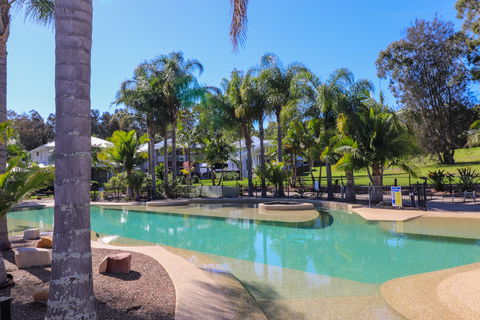 Blackbutt Family Loft Townhouse - Accommodation Perth 1