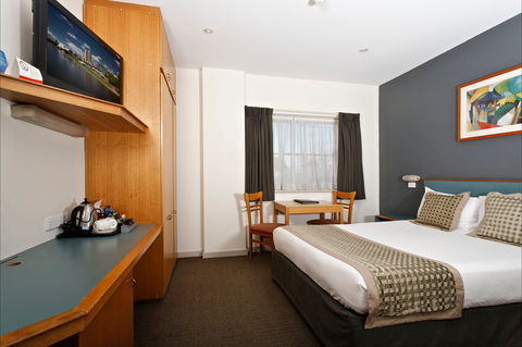 BreakFree Directors Studios - Accommodation Perth 2