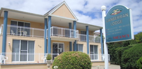 Canberran Lodge - Accommodation Perth 0