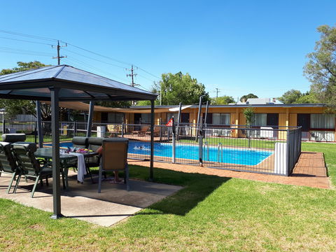 Cootamundra Gardens Motel - Accommodation Perth 1