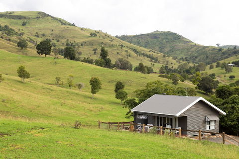 Country Mile Escape - Accommodation Perth 0