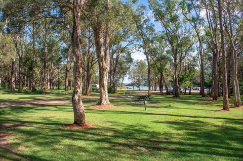 Diamond Waters Caravan Park - Accommodation Perth 1