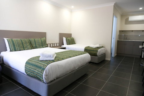 Exies Bagtown Motel - Accommodation Perth 1