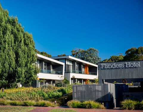 Flinders Hotel - Accommodation Perth 0