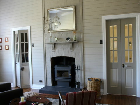 Fosterton School House - Accommodation Perth 2