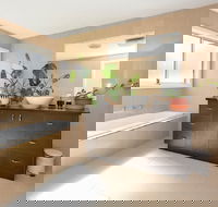 Marilyn's  Place - Accommodation Perth