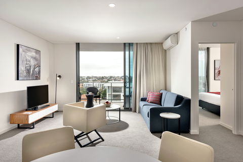 Ramada By Wyndham Vetroblu Scarborough Beach - Accommodation Perth 2