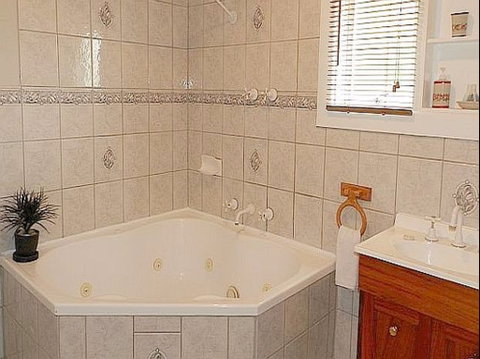 Ruby's Cottage - Accommodation Perth 2