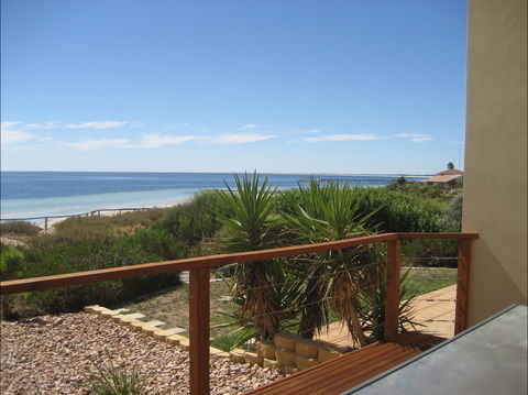 Sandcastles - Accommodation Perth 2