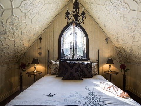 Silverleaf Cottage - Accommodation Perth 0