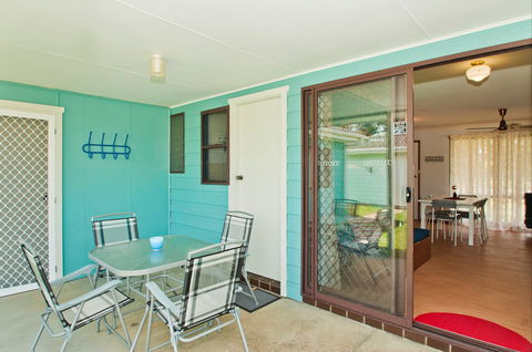 Soundwaves - Accommodation Perth 2