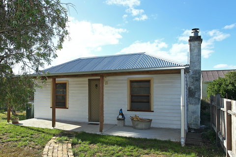 Stable Cottage - Perth Resorts 0