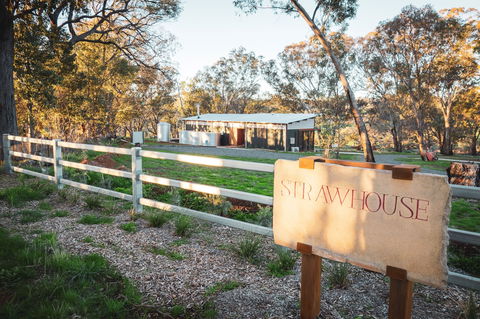 Strawhouse - Accommodation Perth 0