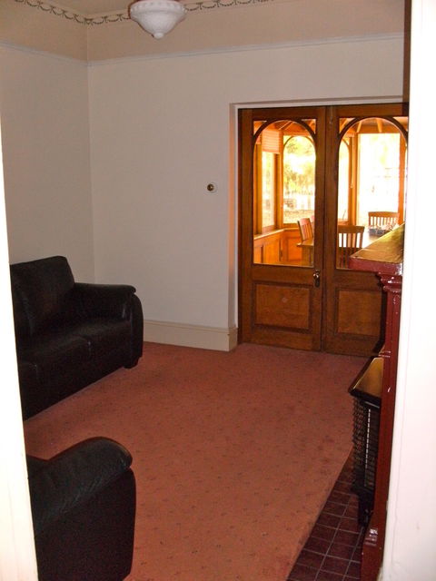 The White House, Carcoar - Accommodation Perth 1