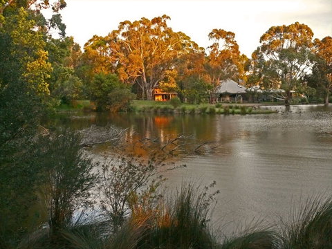 The Burrow At Wombat Bend Bed And Breakfast - Accommodation Perth 2