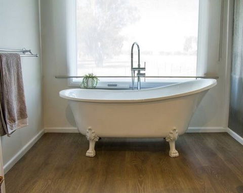 The Fleece - Luxury Farm Stay - Accommodation Perth 2