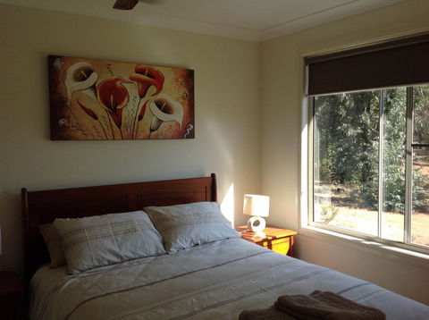 Tibuc Gardens Cottage - Perth Resorts 0