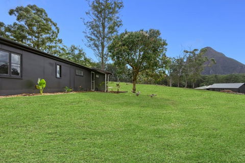 Sunshine Coast Farm Stay  - Accommodation Perth 1