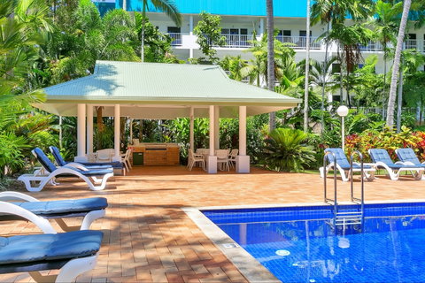 Agincourt Beachfront Apartments - Accommodation Perth 2