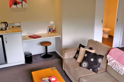 A MUSt @ Coonawarra - Accommodation Perth 1