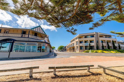 Aurora Ozone Hotel - Accommodation Perth 0