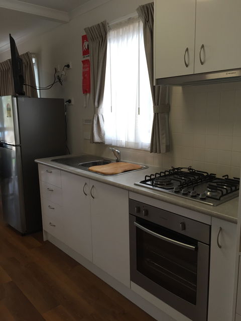 BIG4 Loxton Riverfront Holiday Park - Accommodation Perth 2
