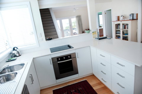 Bowen View - Accommodation Perth 2