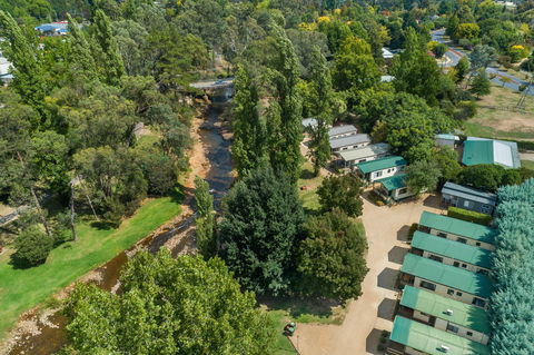 Bright Riverside Holiday Park - Accommodation Perth 0