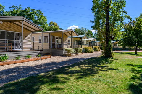 Bright Riverside Holiday Park - Accommodation Perth 2