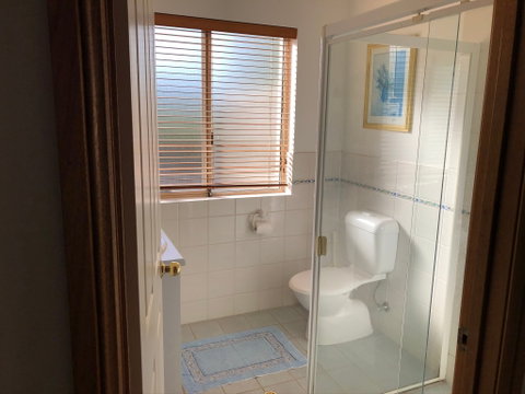 BYO Horse/Bike/Wine - Accommodation Perth 2
