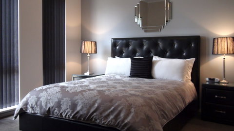Casavino Luxury Villas - Accommodation Perth 0