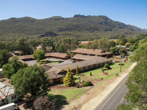 Country Plaza Halls Gap - Accommodation Perth 1