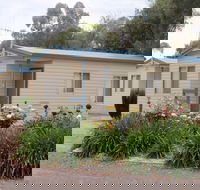 Cowra Holiday Park - Accommodation Perth