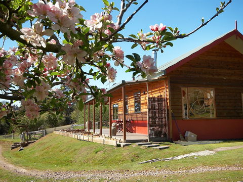 Elvenhome Farm Cottage - Accommodation Perth 1