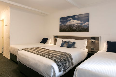 Falls Creek Hotel - Accommodation Perth 1