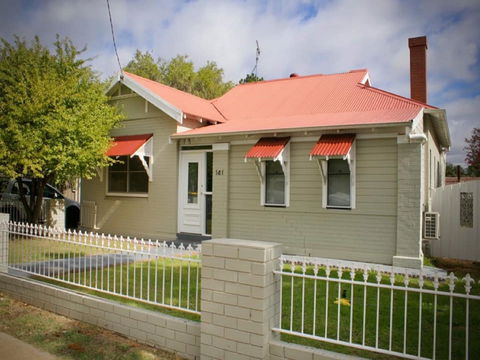 Gipps Street Cottage - Open - Accommodation Perth 0