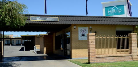 Hilltop Motel - Accommodation Perth 0