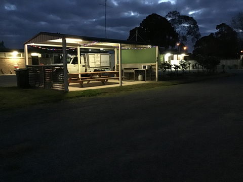 Jerilderie Motel And Caravan Park - Accommodation Perth 1