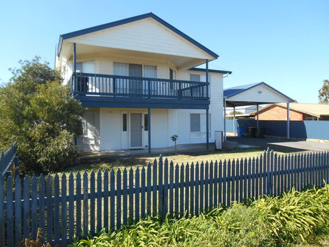 Life's No Rehearsal - Accommodation Perth 0