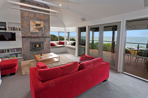 Points South By The Sea - Accommodation Perth 0