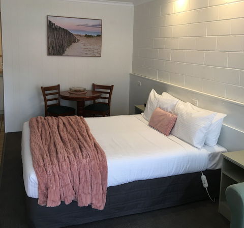 Sandbar Motel Lakes Entrance - Accommodation Perth 1