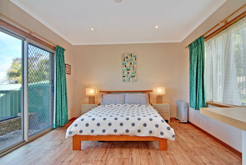 Sea View Lodge - Accommodation Perth 1