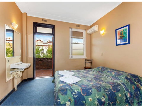 The Belmore Hotel - Accommodation Perth 1