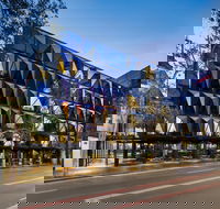 West Hotel Curio Collection by Hilton - Accommodation Perth